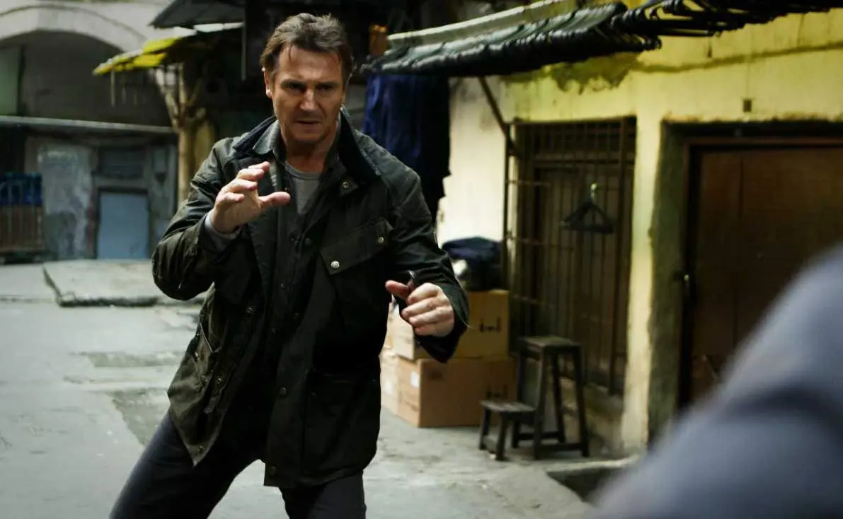 nastvany-tatka-bryan-mills-se-vrati-potreti-a-bessona-to-bude-stat-20-milionu