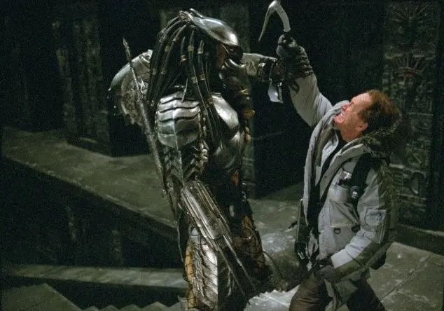 Lance Henriksen
