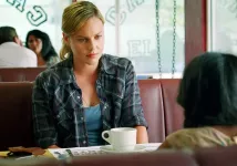 Abbie Cornish - Dívka (2012), Obrázek #4