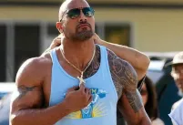 Dwayne Johnson nám nabízí další foto z placu Herkula