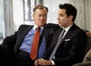 Fanoušci Scrubs a Cougar Townu, jásejte, Bill Lawrence se vrací!