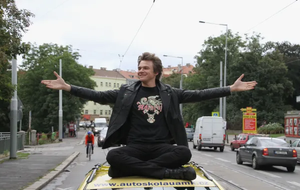 Dyk, Labuda a Javorský hrají anděly v novém snímku Alice Nellis