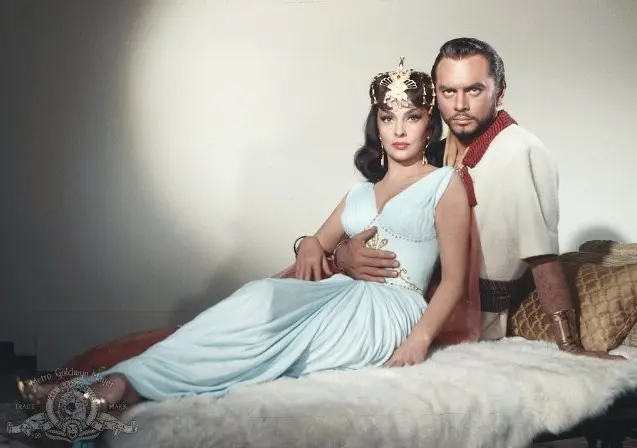 Yul Brynner, Gina Lollobrigida