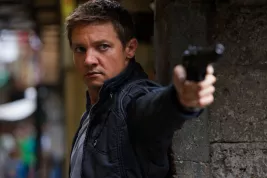 Bourne pokračuje. Kdo povede Jeremyho Rennera na nové nebezpečné misi a kdy ji uvidíme v kinech?