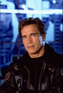 Arnold Schwarzenegger - 6. den (2000), Obrázek #2