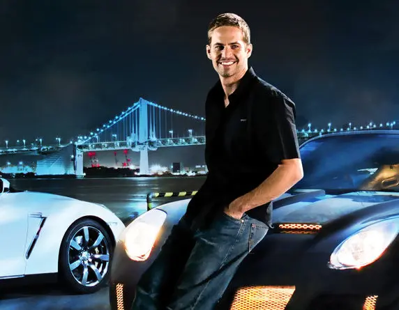 Svět truchlí: Kolegové vzpomínají na Paula Walkera a Češi uctili jeho památku na Pražské Náplavce