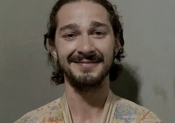 Zprávy z placu Fury: Shia LaBeouf si hraje na Daniela Day-Lewise a štve své kolegy