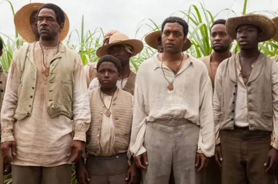 Zlaté glóby 2013 - Výsledky: 12 let v řetězech přebilo Gravitaci