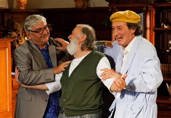 Dědictví aneb Kurva se neříká