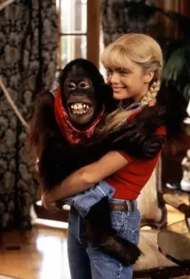 Erika Eleniak