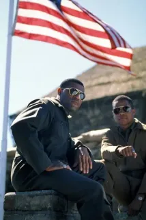 Laurence Fishburne - Letci z Tuskegee (1995), Obrázek #4