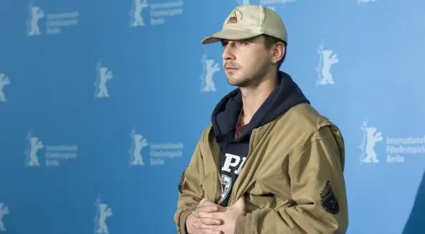 shia-lebeouf-je-clovek-ne-optimus-prime-1