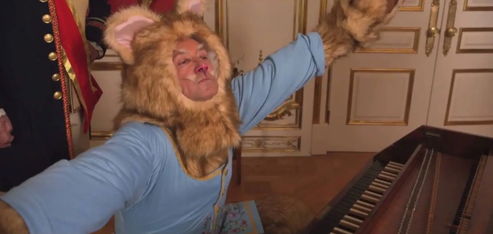 Dávka falešných trailerů Jimmyho Kimmela: Thor vs. Bitman, Jobs s novou inspirací a Kevin Spacey hrající kočku!