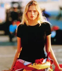 Estella Warren
