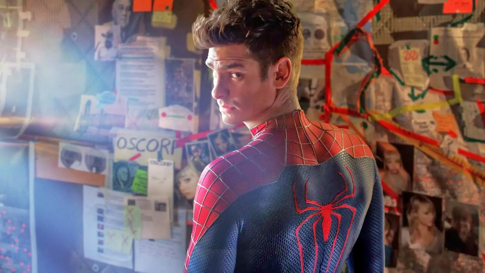 Recenze: Amazing Spider-Man 2 – Peter Parker proti minulosti, hordě záporáků a vlastním instinktům