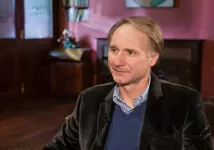 Dan Brown