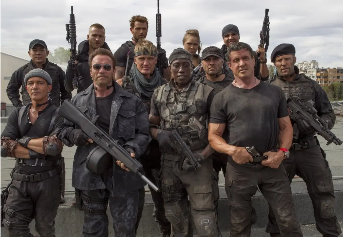 Randy Couture, Dolph Lundgren, Wesley Snipes, Kellan Lutz, Jason Statham, Antonio Banderas, Sylvester Stallone, Jet Li, Arnold Schwarzenegger