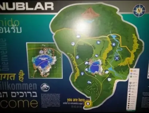 Jurský park 4: Fotky plánku nového dinosauřího parku a doktorská nášivka