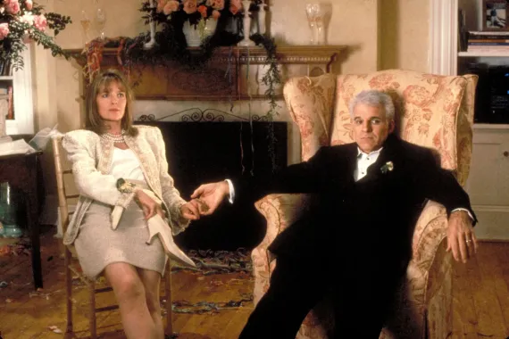 Steve Martin se vrátí jako hlava rodiny a bude oddávat syna gaye