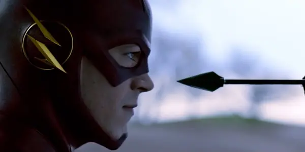 Seriáloví Arrow a Flash se v Justice League neobjeví. Filmy a seriály zůstanou oddělené.