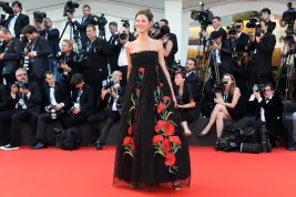 OBRAZEM: Hvězdy na červeném koberci v Benátkách