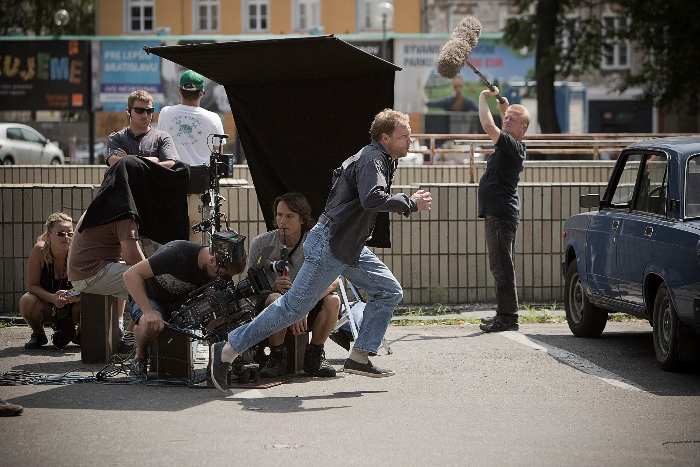 stb-cirkev-a-tajemna-smrt-nataci-se-koprodukcni-rudy-kapitan-1