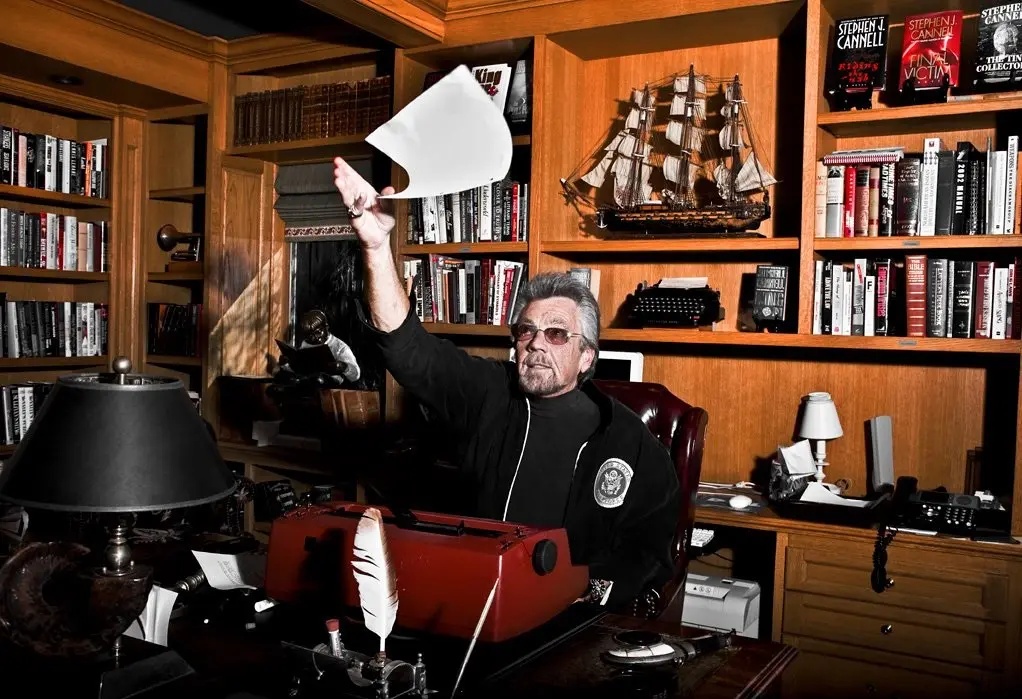 na-obrazovky-se-po-dvaceti-letech-chysta-nejvetsi-americky-hrdina-2