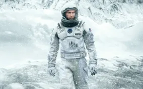 US tržby: Interstellar Christophera Nolana dolétl vysoko, na Počátek to ale nestačilo