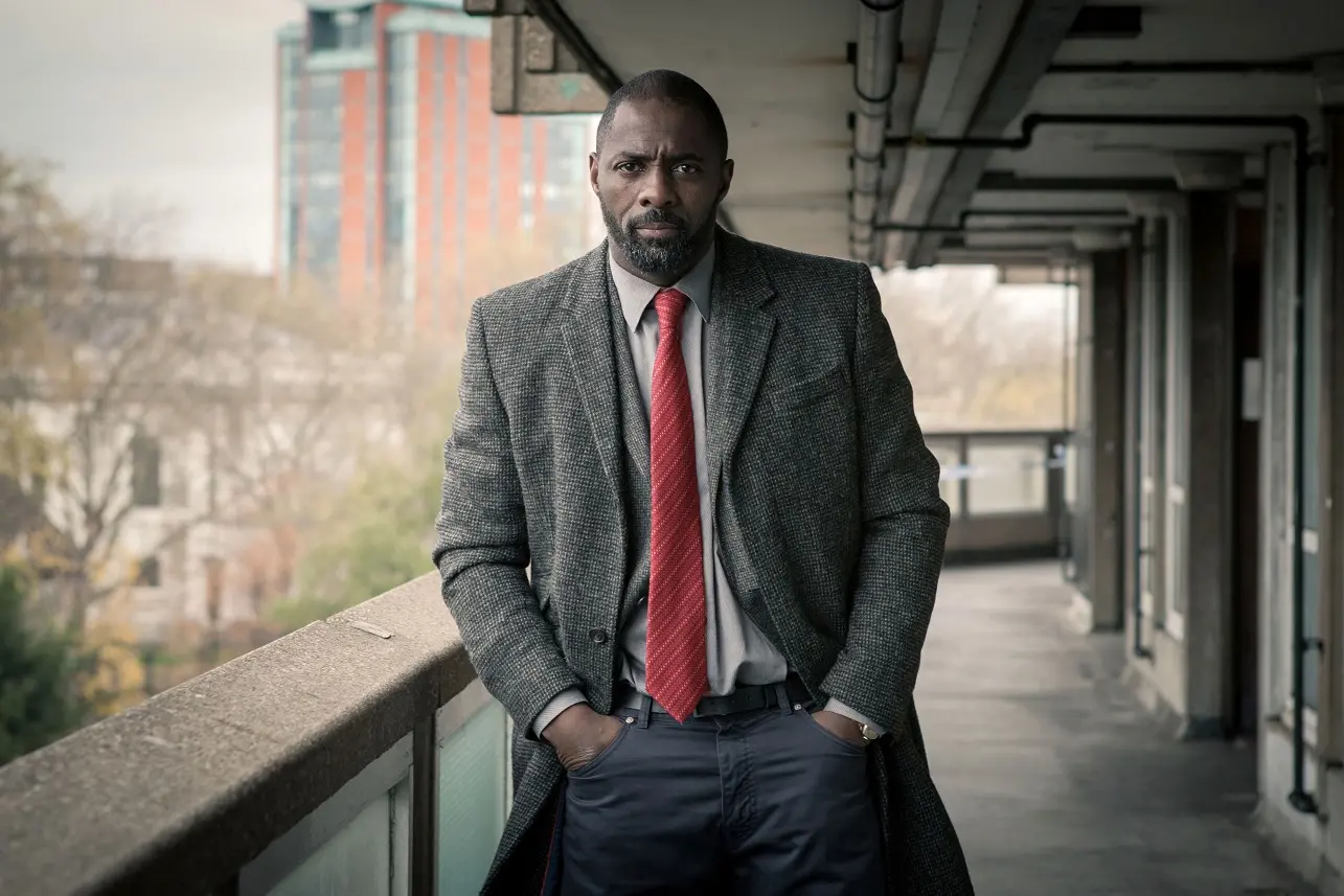 Luther v podání Idrise Elby se vrátí v roce 2015 v mini-sérii