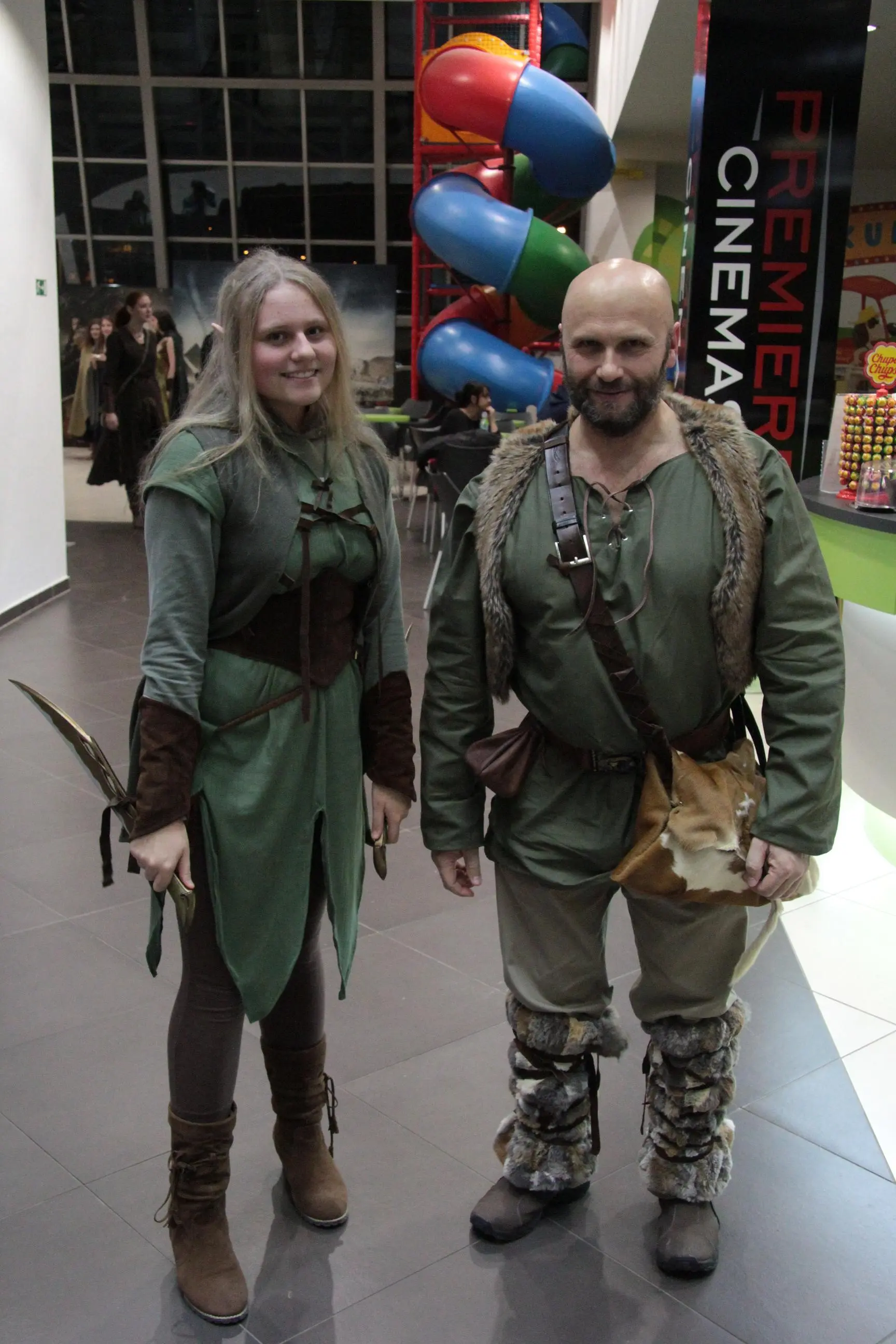 bytosti-ze-stredozeme-ovladli-hostivarske-kino-premiere-cinemas-10