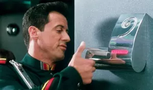 Jak sci-fi Demolition Man přišla ke třem mušlím?