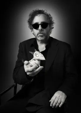 Režisér Tim Burton: Milovník temných stínů, který udělal z Johnnyho Deppa Střihorukého Edwarda