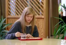 Liv LeMoyne - My jsme nejlepší! (2013), Obrázek #2