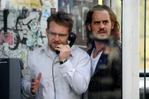 Axel Stein - Den blbec (2014), Obrázek #2