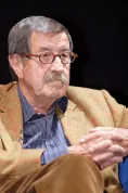 Zemřel spisovatel Günter Grass, držitel Nobelovy ceny a autor Plechového bubínku