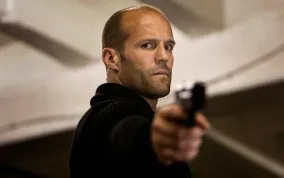 Jason Statham má jasno o budoucnosti Kurýra a Zastav a nepřežiješ