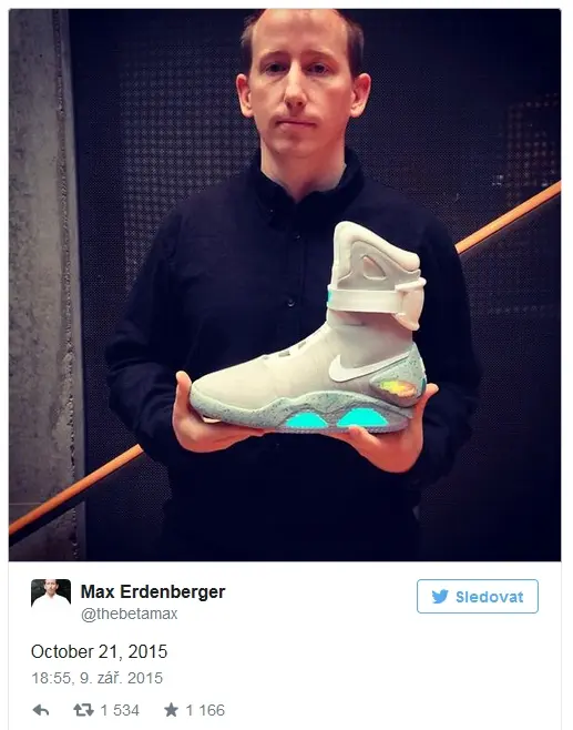 dnes-je-den-navratu-do-budoucnosti-a-slavne-znacky-toho-umi-vyuzit