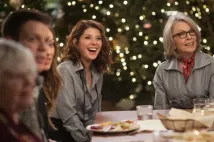 Marisa Tomei - Trable o Vánocích (2015), Obrázek #2