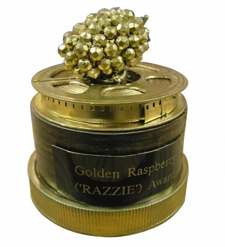 zlate-maliny-2016-nominace-v-odstinech-sedi