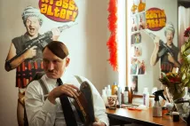 Oliver Masucci - Už je tady zas (2015), Obrázek #12