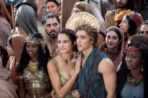 Courtney Eaton