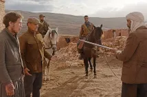 Reda Kateb - Daleko od lidí (2015), Obrázek #5