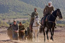 Reda Kateb - Daleko od lidí (2015), Obrázek #6