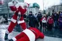 Santa je pořád úchyl: první fotky slibují, že se nic nezměnilo. Díky bohu!