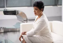 Phylicia Rashad - Jean-Claude Van Johnson (2016), Obrázek #1