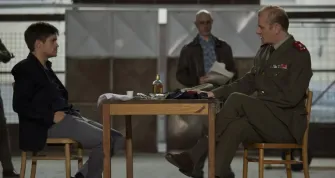 Recenze: Vlk z Královských Vinohrad - povedené rozloučení s režisérem Janem Němcem