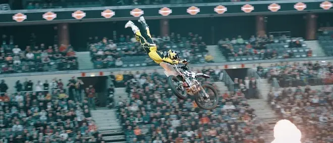 Recenze: Sportovní "motivační" dokument Gravitation vás nabudí