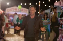 Aaron Eckhart - Inkarnace (2016), Obrázek #5