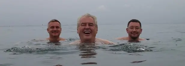 remunda-a-klusak-priznali-barvu-jiriho-ovcacka-jsme-si-vymysleli-celou-dobu-natacime-s-panem-prezidentem-dokument