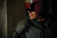 Judge Dredd: Mega City One - Zákon míří do televize. Možná i s Karlem Urbanem!